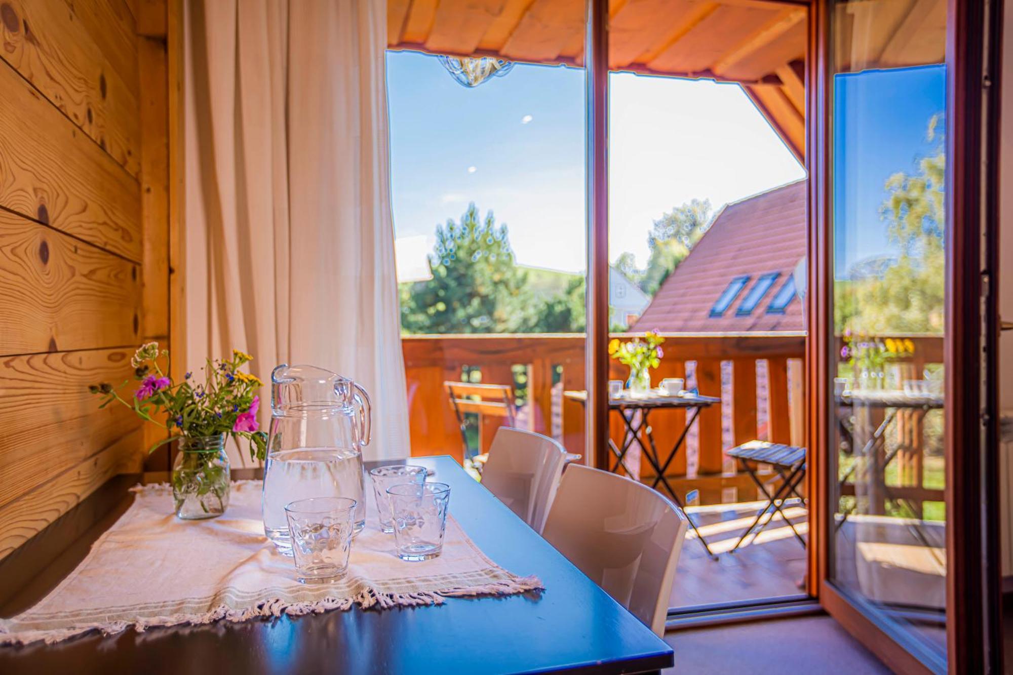Holiday Home Holiday Raj Bešeňová Eksteriør billede