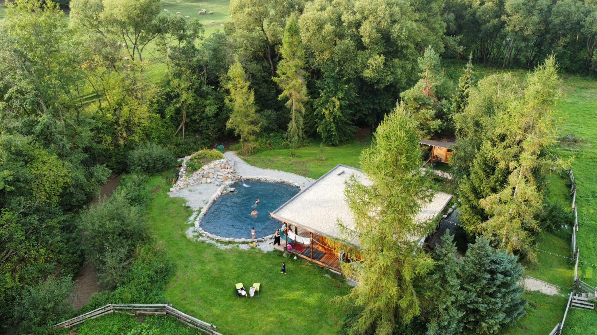 Holiday Home Holiday Raj Bešeňová Eksteriør billede